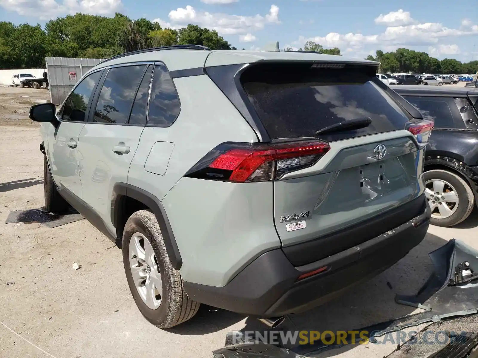 3 Photograph of a damaged car 2T3W1RFV0LC077287 TOYOTA RAV4 2020