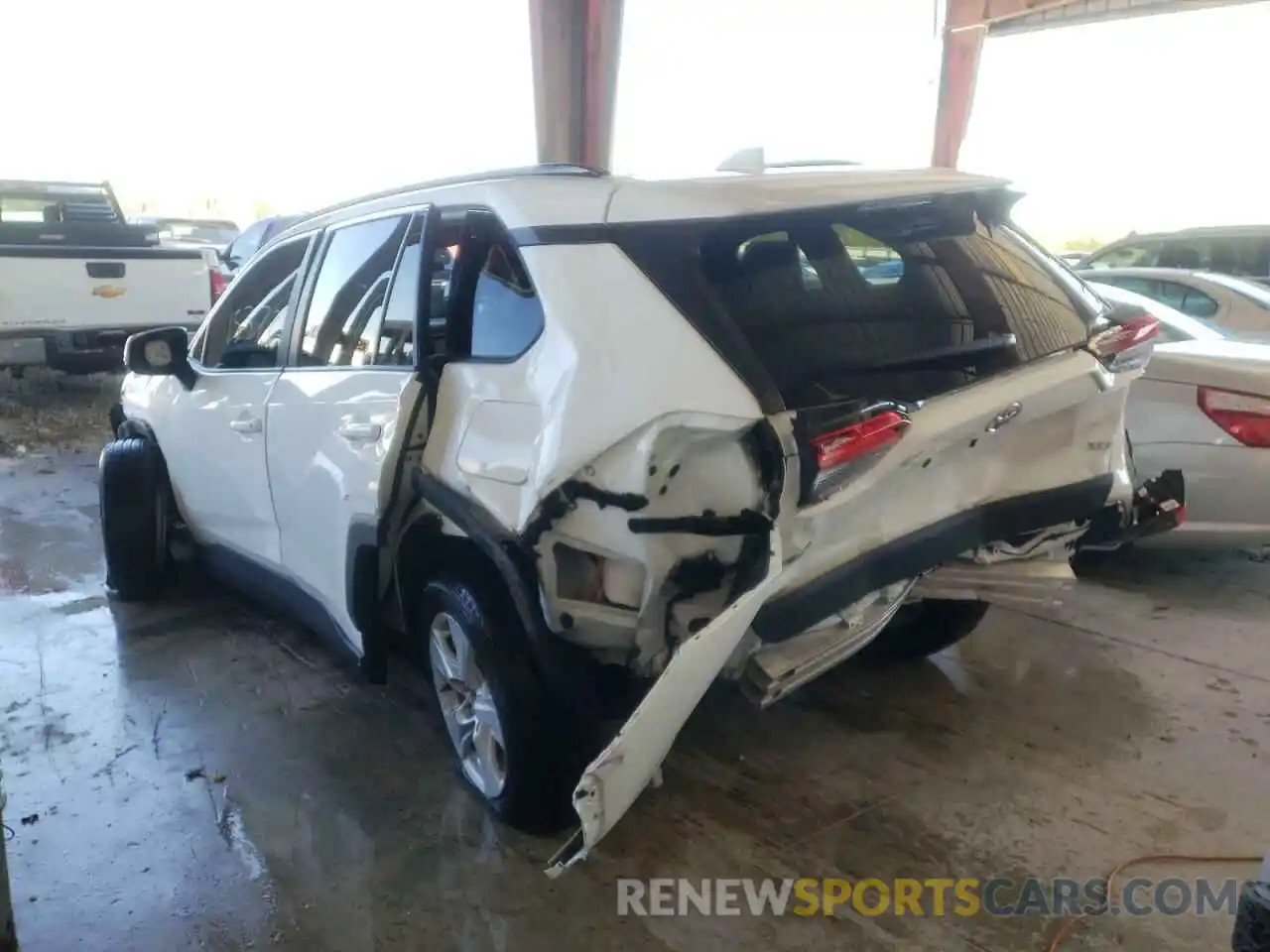 3 Photograph of a damaged car 2T3W1RFV0LC078309 TOYOTA RAV4 2020