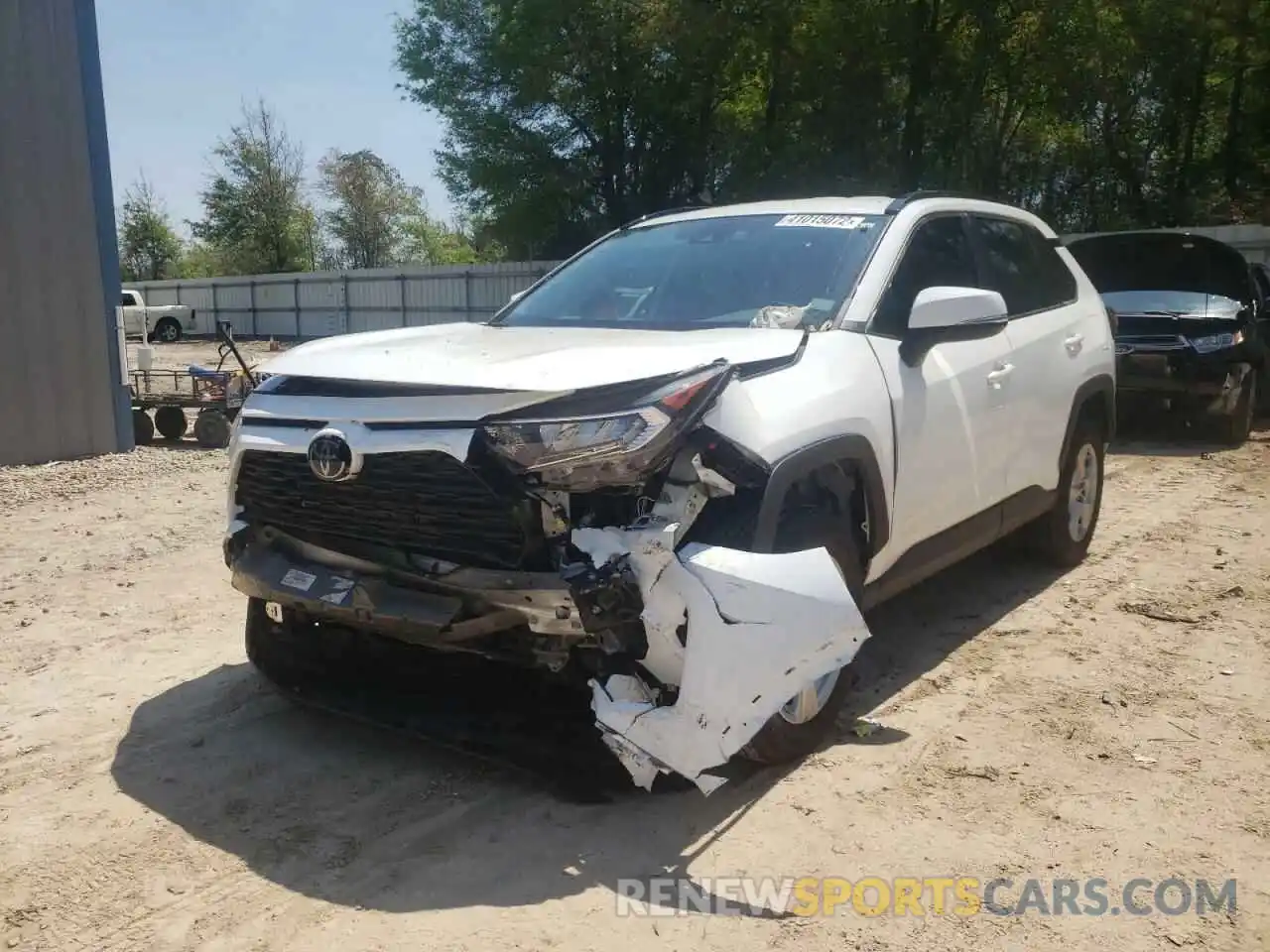 2 Photograph of a damaged car 2T3W1RFV0LW059743 TOYOTA RAV4 2020