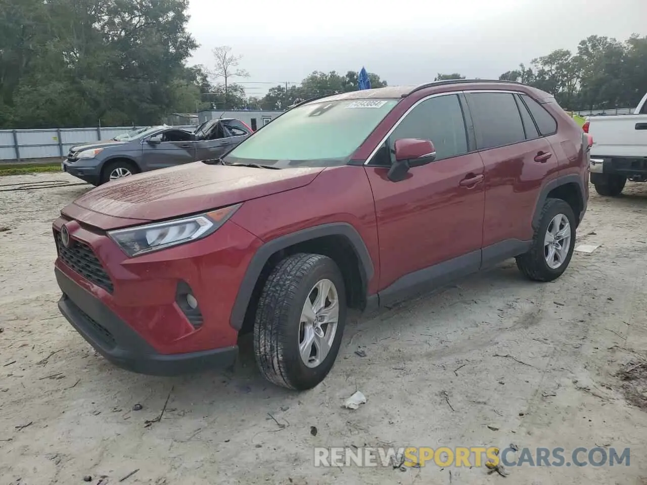 1 Photograph of a damaged car 2T3W1RFV0LW059791 TOYOTA RAV4 2020