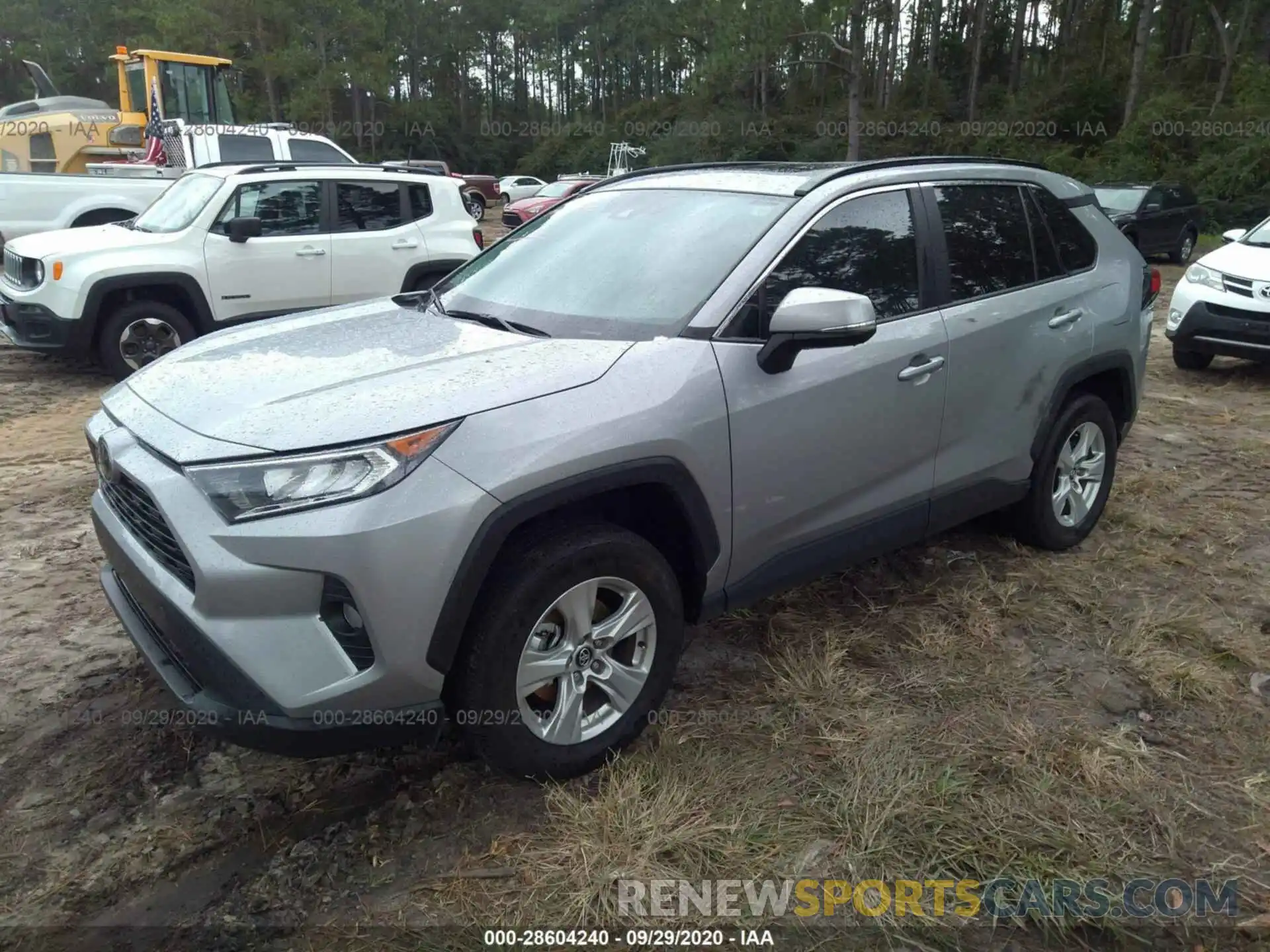 2 Photograph of a damaged car 2T3W1RFV0LW063839 TOYOTA RAV4 2020