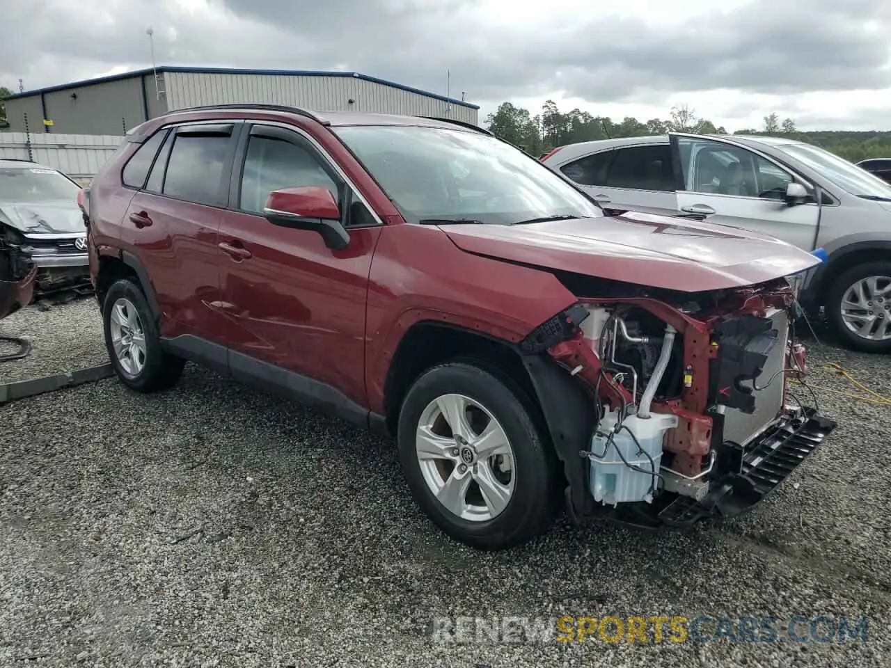4 Photograph of a damaged car 2T3W1RFV0LW064022 TOYOTA RAV4 2020