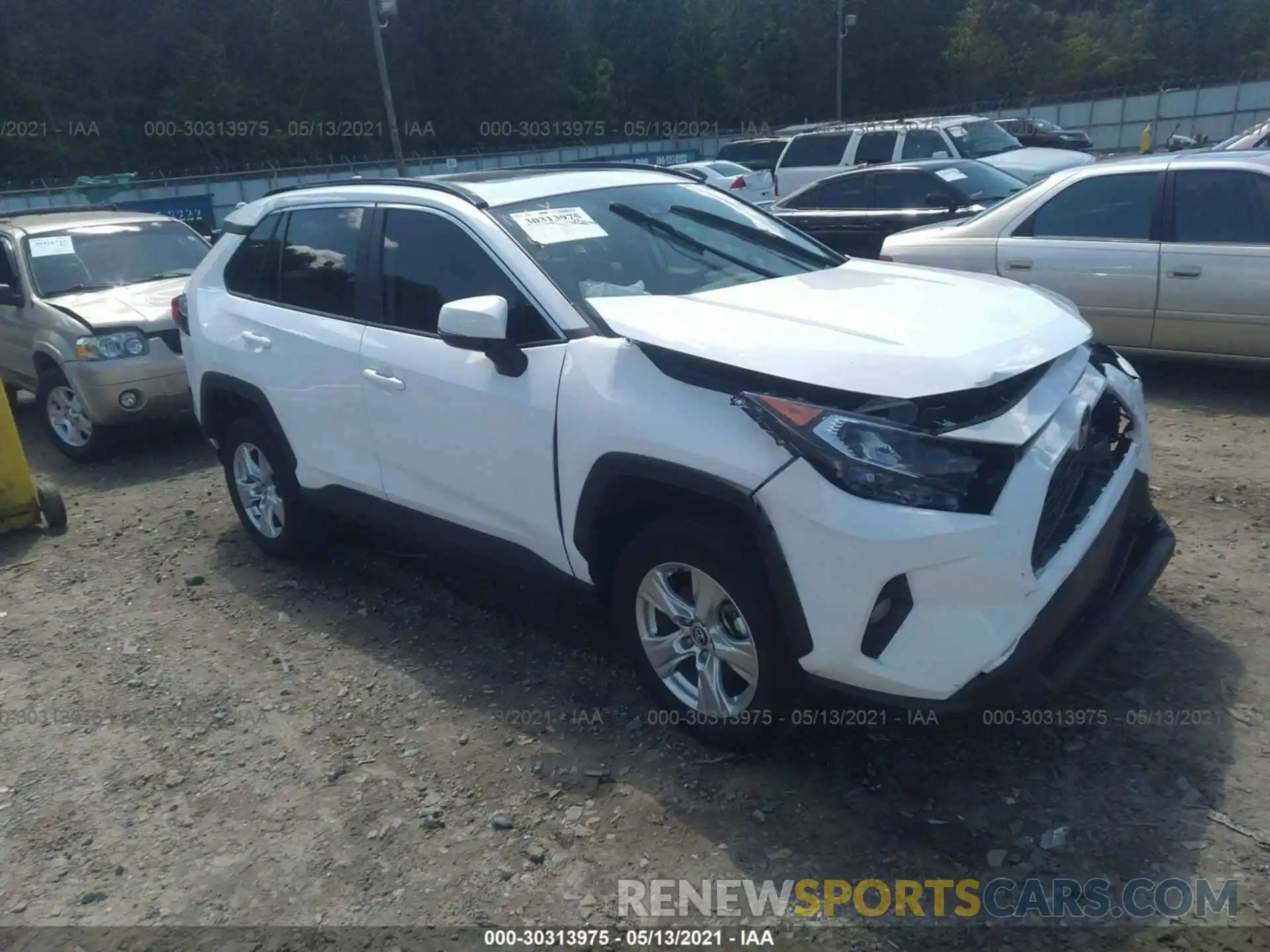 1 Photograph of a damaged car 2T3W1RFV0LW066059 TOYOTA RAV4 2020