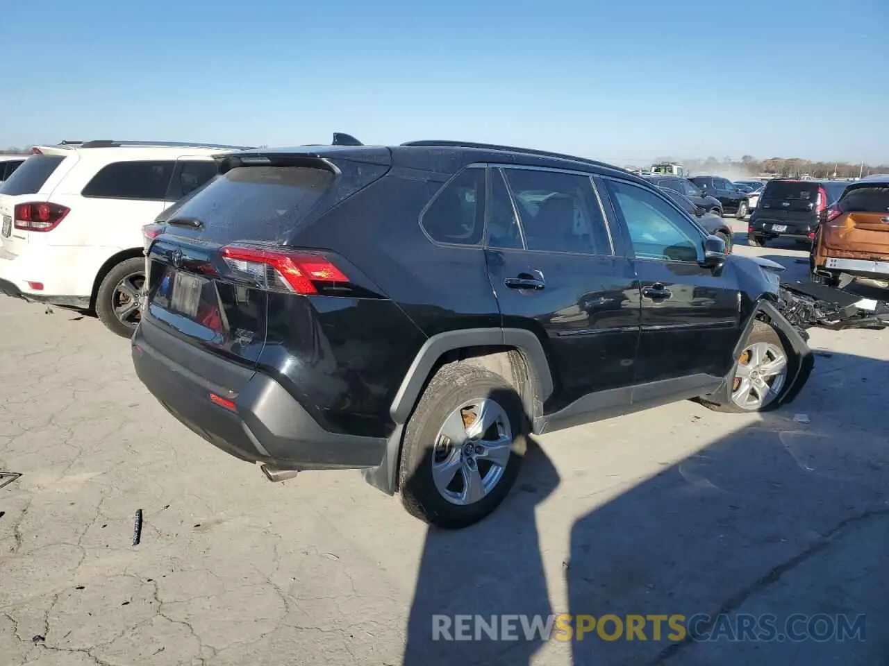 3 Photograph of a damaged car 2T3W1RFV0LW069527 TOYOTA RAV4 2020