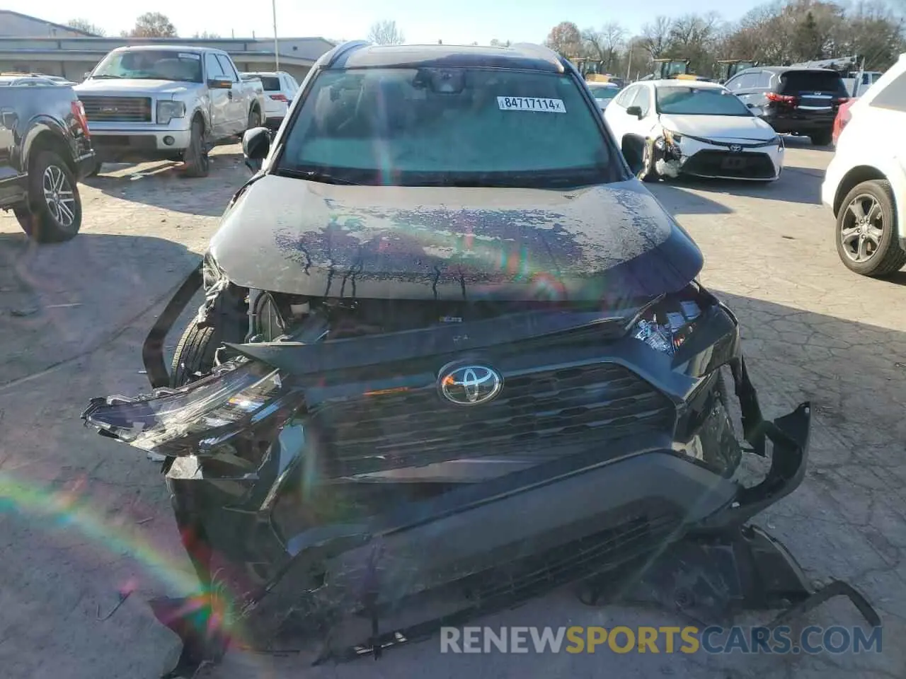 5 Photograph of a damaged car 2T3W1RFV0LW069527 TOYOTA RAV4 2020