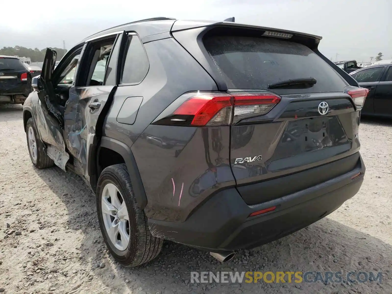 3 Photograph of a damaged car 2T3W1RFV0LW072976 TOYOTA RAV4 2020