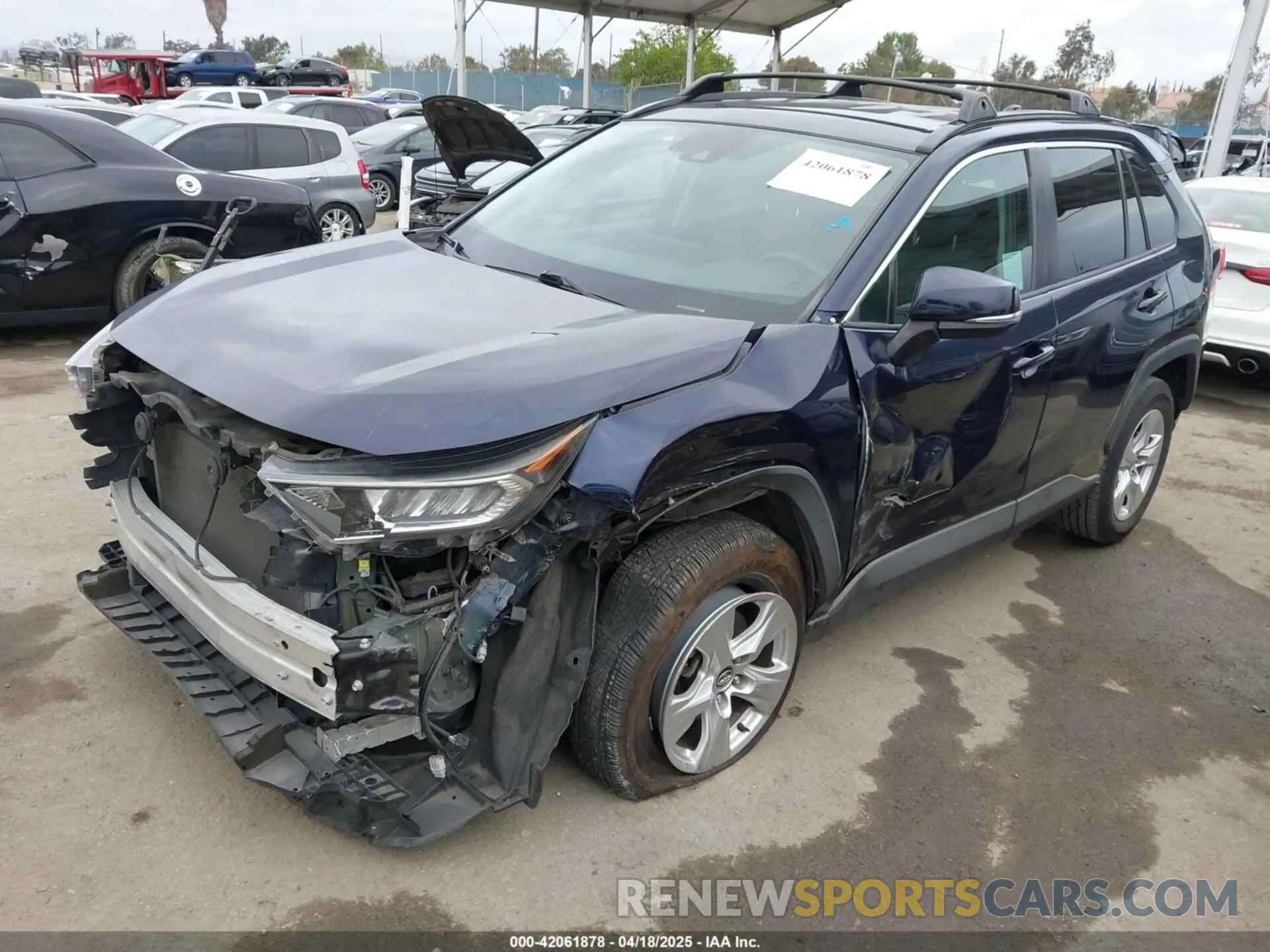 2 Photograph of a damaged car 2T3W1RFV0LW074520 TOYOTA RAV4 2020
