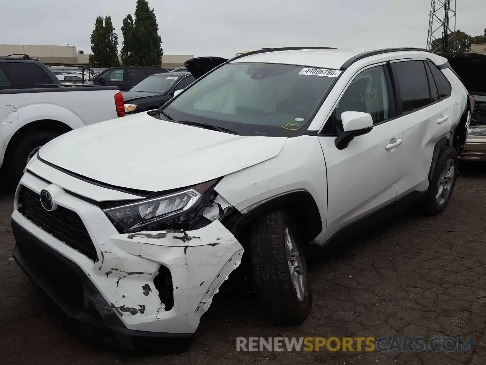 2 Photograph of a damaged car 2T3W1RFV1LC045058 TOYOTA RAV4 2020