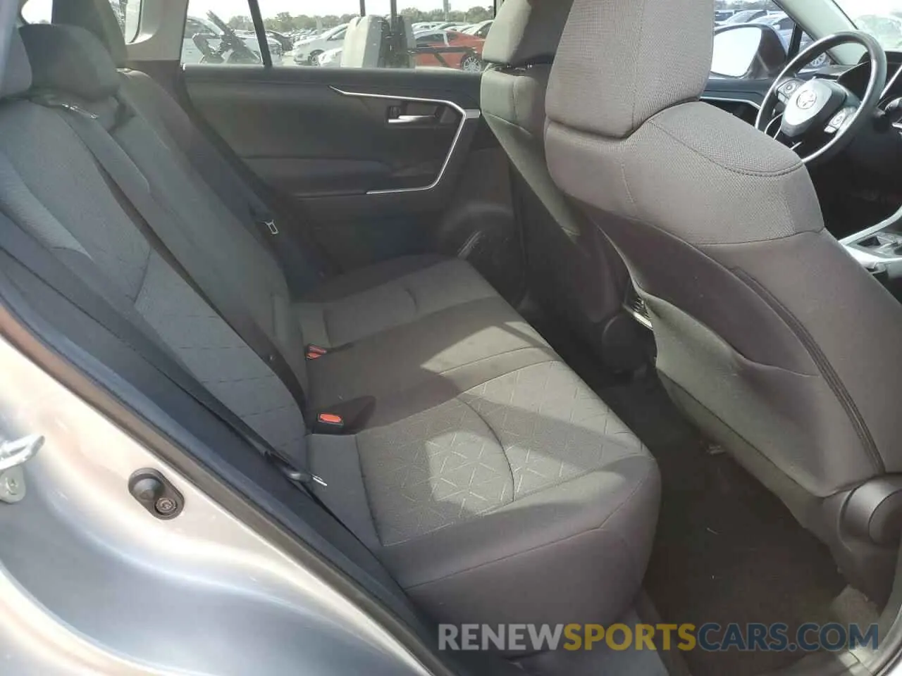 11 Photograph of a damaged car 2T3W1RFV1LC048896 TOYOTA RAV4 2020