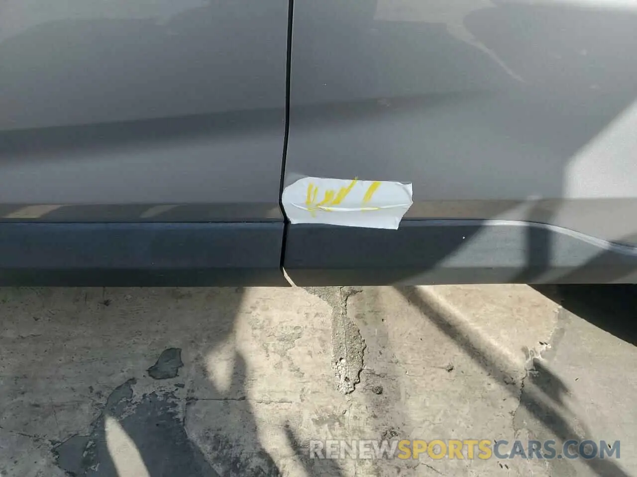 13 Photograph of a damaged car 2T3W1RFV1LC048896 TOYOTA RAV4 2020