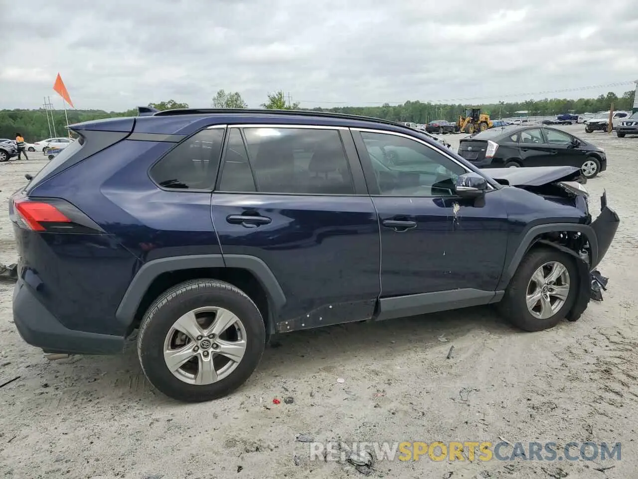 3 Photograph of a damaged car 2T3W1RFV1LC049840 TOYOTA RAV4 2020