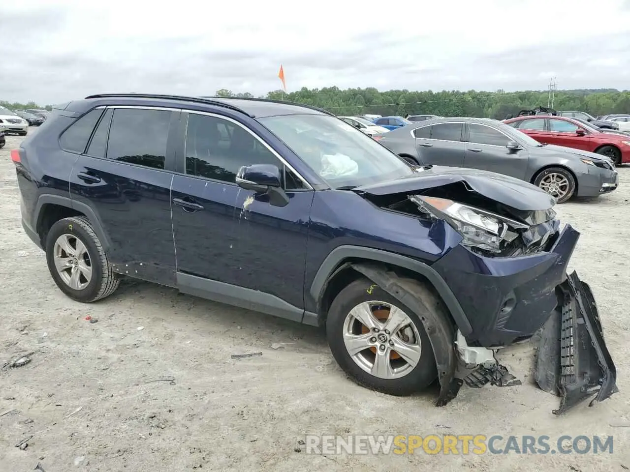 4 Photograph of a damaged car 2T3W1RFV1LC049840 TOYOTA RAV4 2020