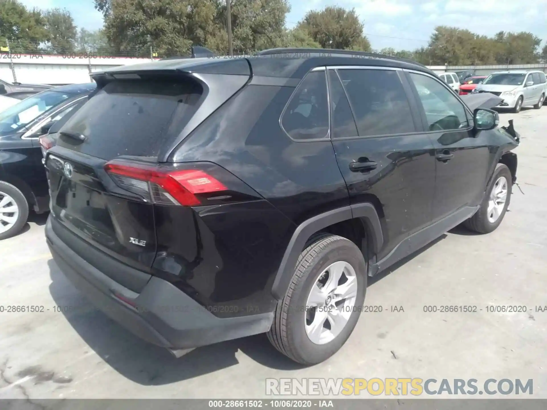 4 Photograph of a damaged car 2T3W1RFV1LC056545 TOYOTA RAV4 2020