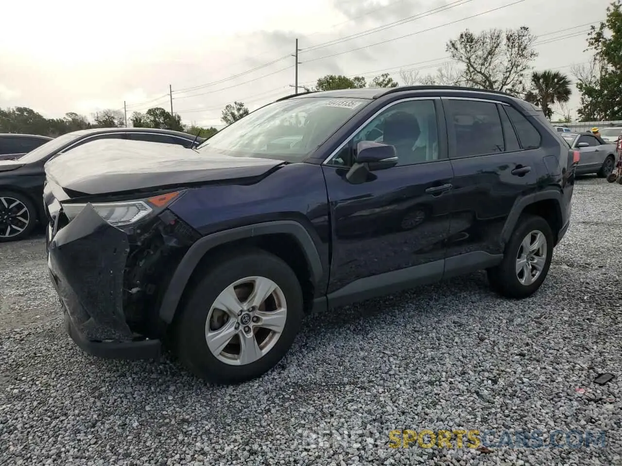 1 Photograph of a damaged car 2T3W1RFV1LC062443 TOYOTA RAV4 2020
