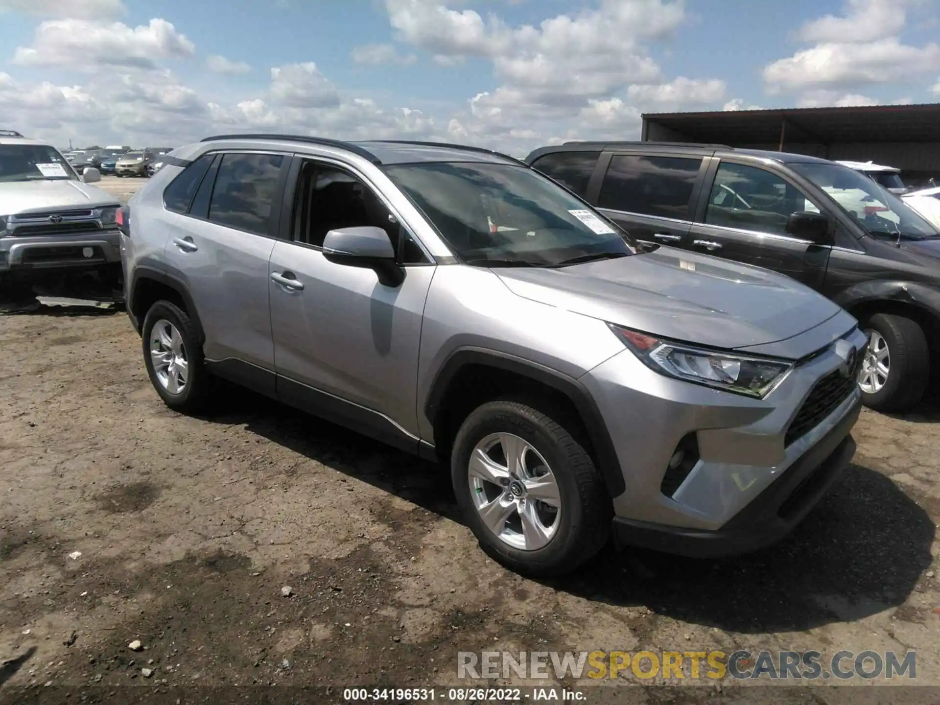 1 Photograph of a damaged car 2T3W1RFV1LC071479 TOYOTA RAV4 2020