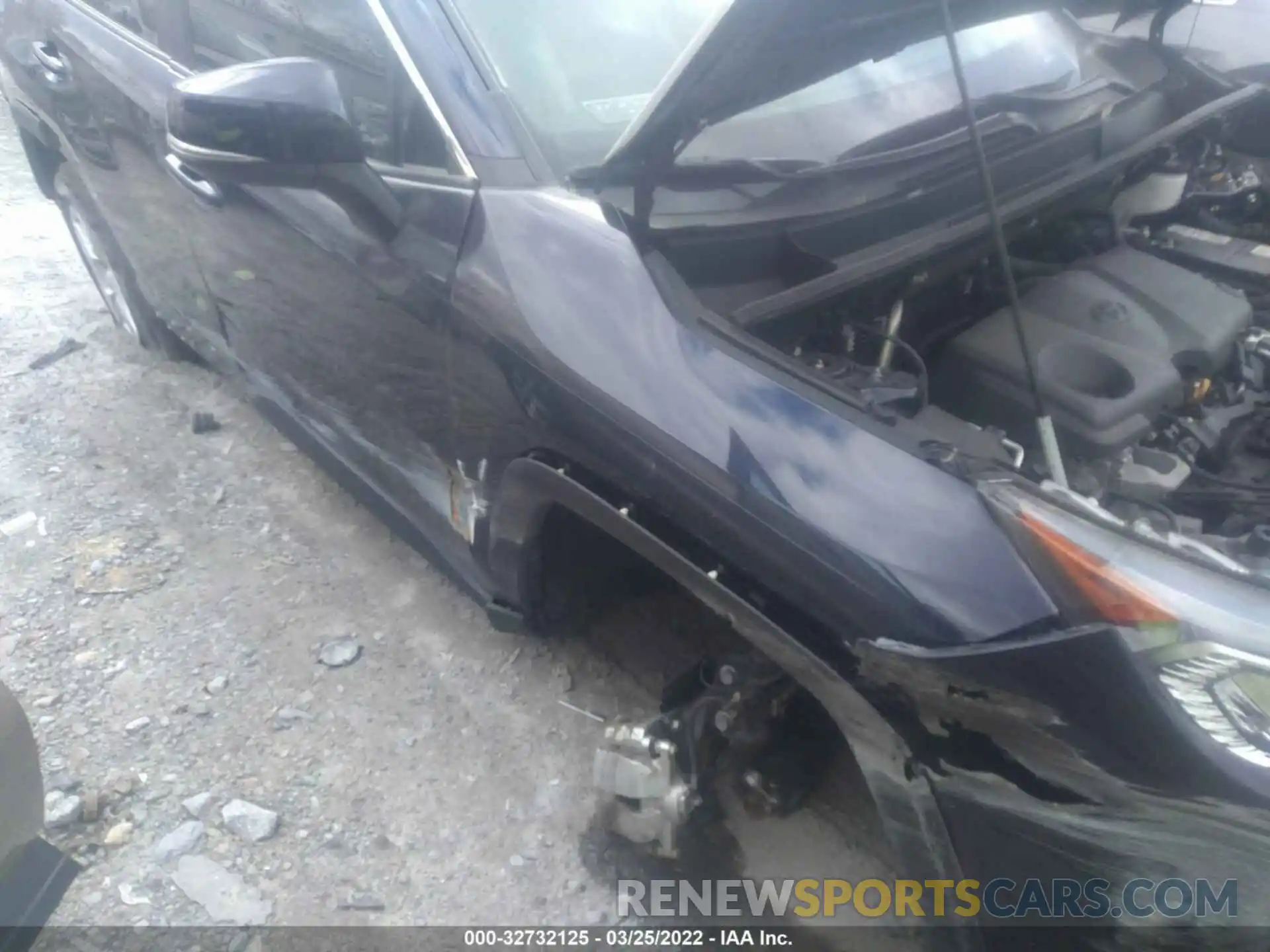 6 Photograph of a damaged car 2T3W1RFV1LC075919 TOYOTA RAV4 2020