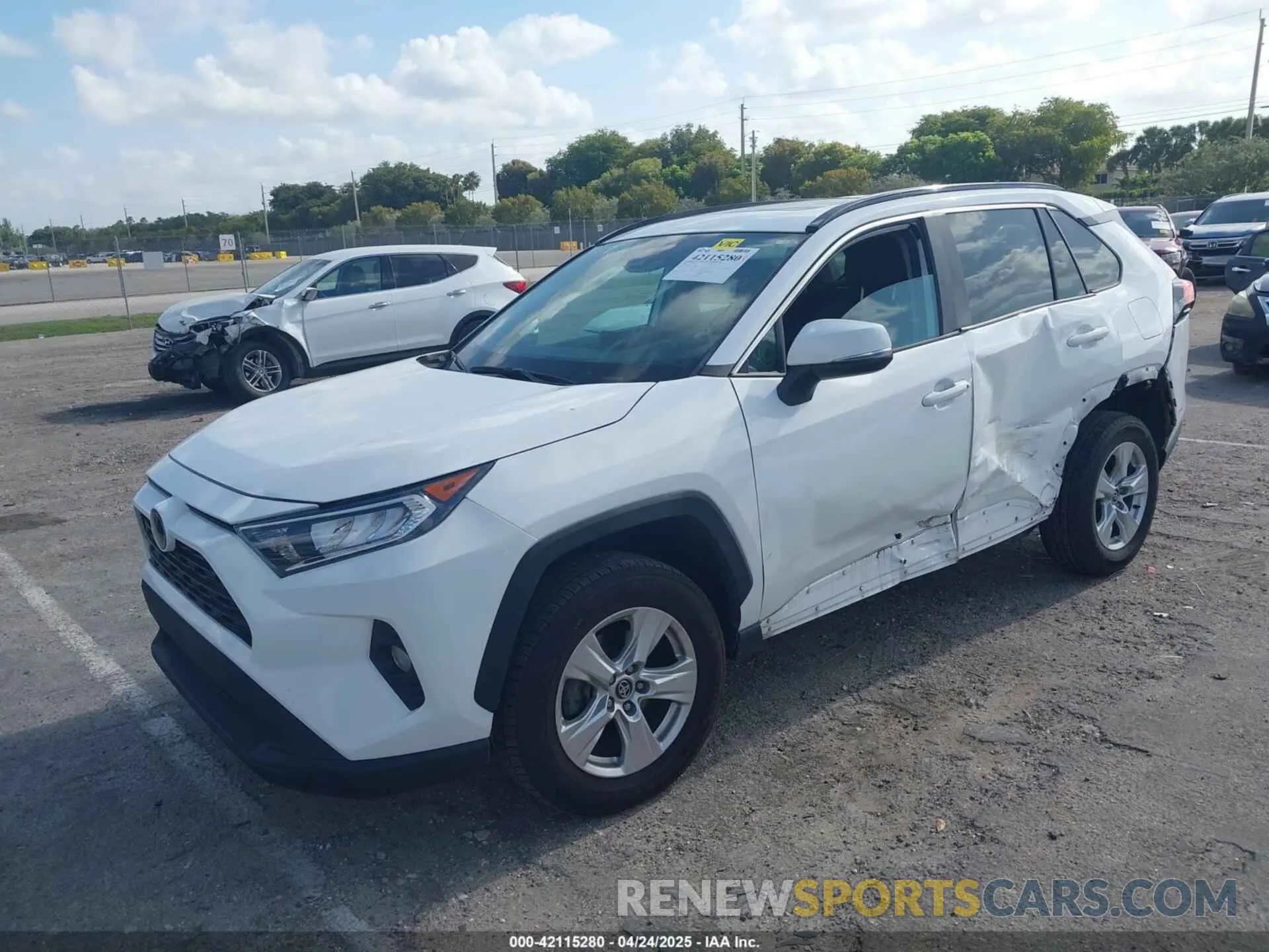 2 Photograph of a damaged car 2T3W1RFV1LC079243 TOYOTA RAV4 2020