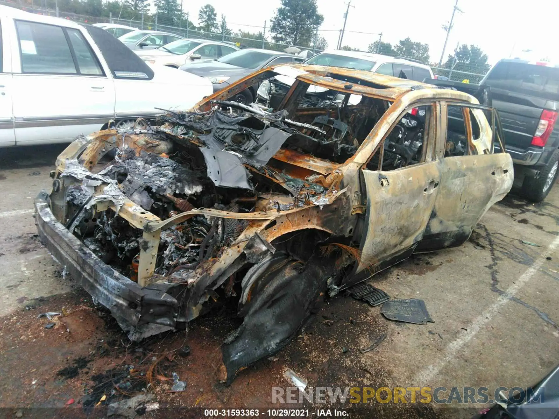 2 Photograph of a damaged car 2T3W1RFV1LC082708 TOYOTA RAV4 2020