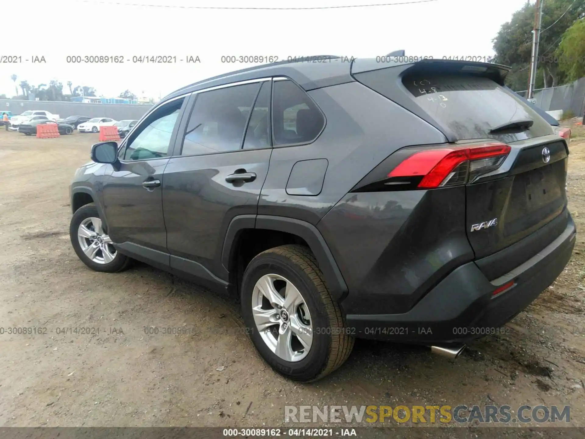 3 Photograph of a damaged car 2T3W1RFV1LW071481 TOYOTA RAV4 2020