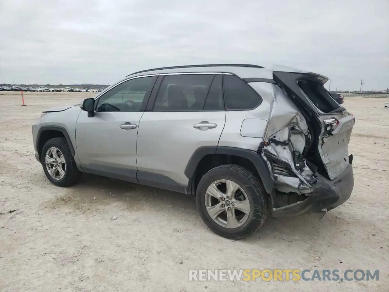 2 Photograph of a damaged car 2T3W1RFV1LW084795 TOYOTA RAV4 2020