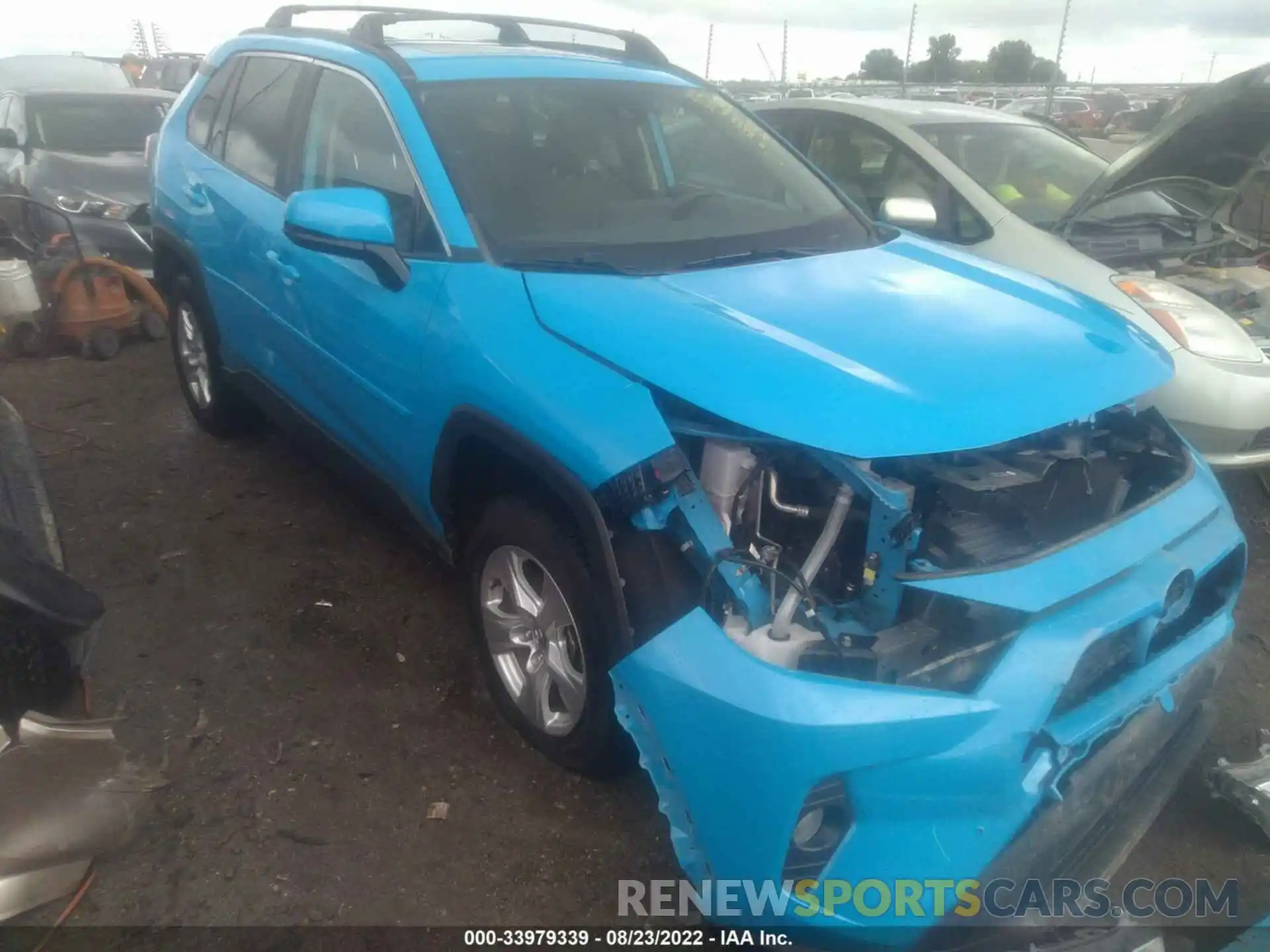 1 Photograph of a damaged car 2T3W1RFV1LW085879 TOYOTA RAV4 2020