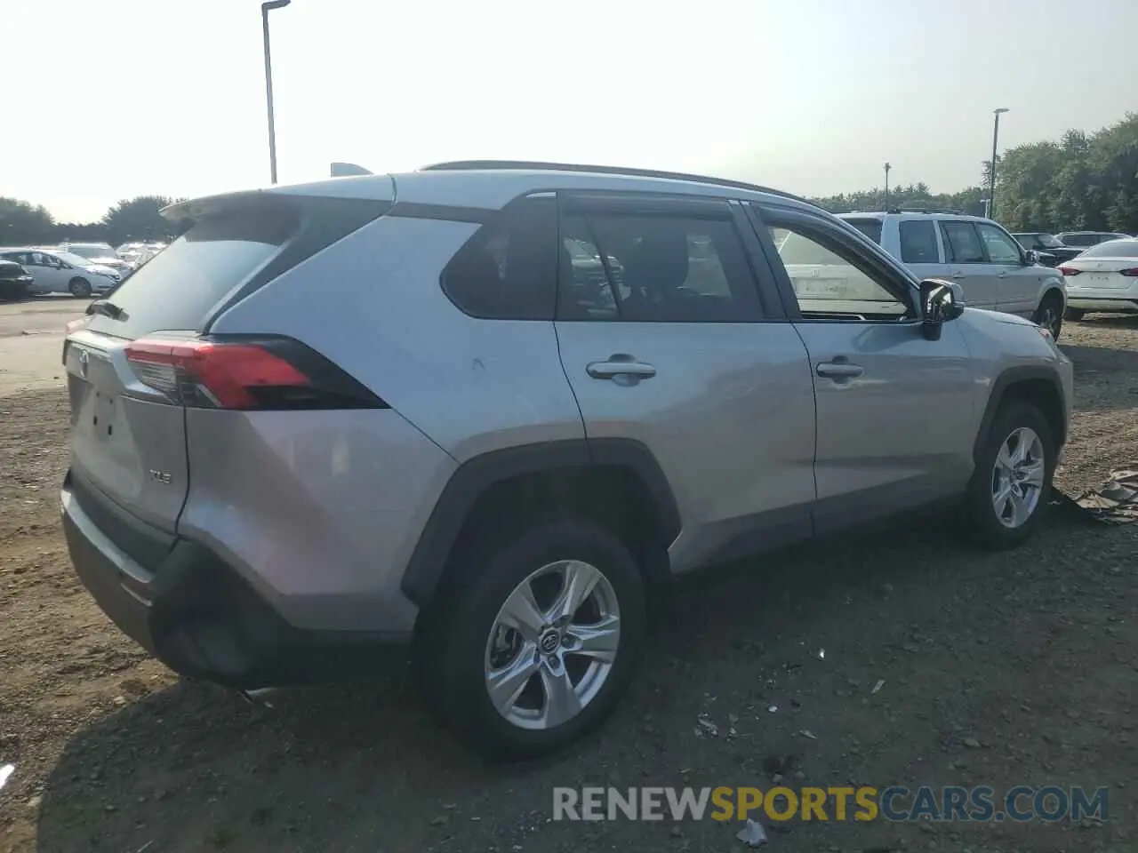 3 Photograph of a damaged car 2T3W1RFV1LW091827 TOYOTA RAV4 2020