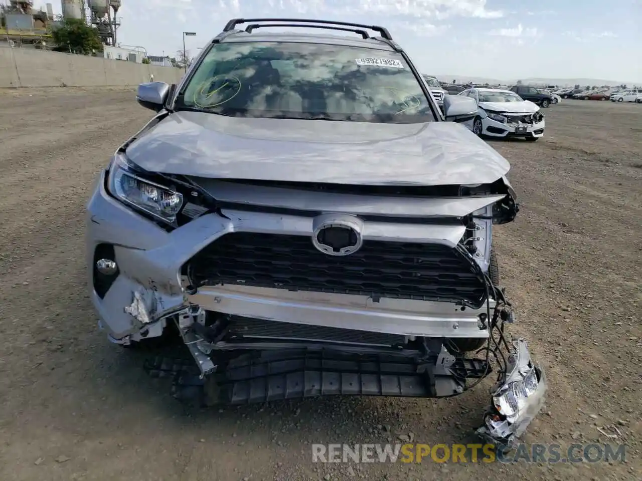 9 Photograph of a damaged car 2T3W1RFV1LW102454 TOYOTA RAV4 2020