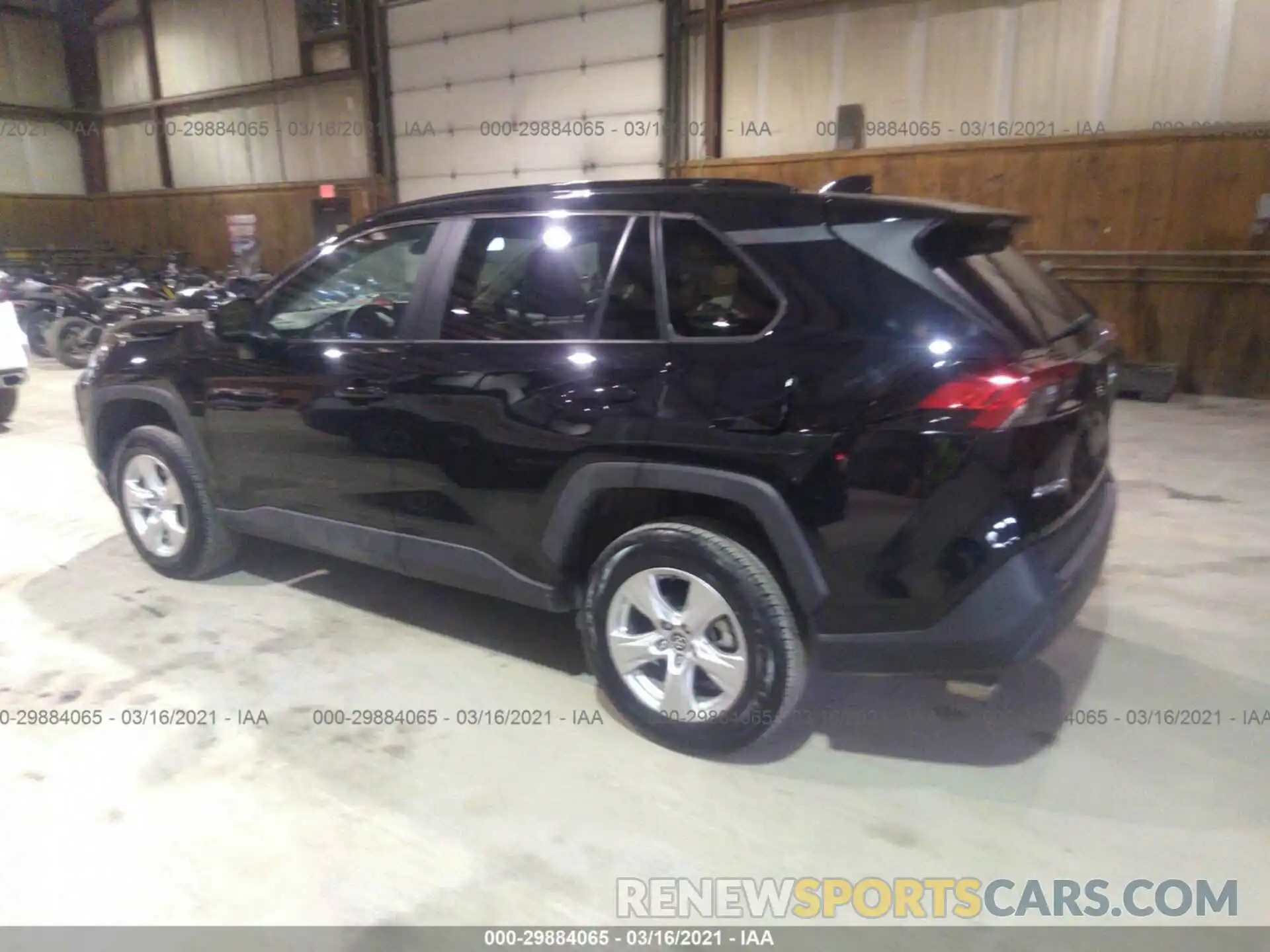 3 Photograph of a damaged car 2T3W1RFV2LC051483 TOYOTA RAV4 2020