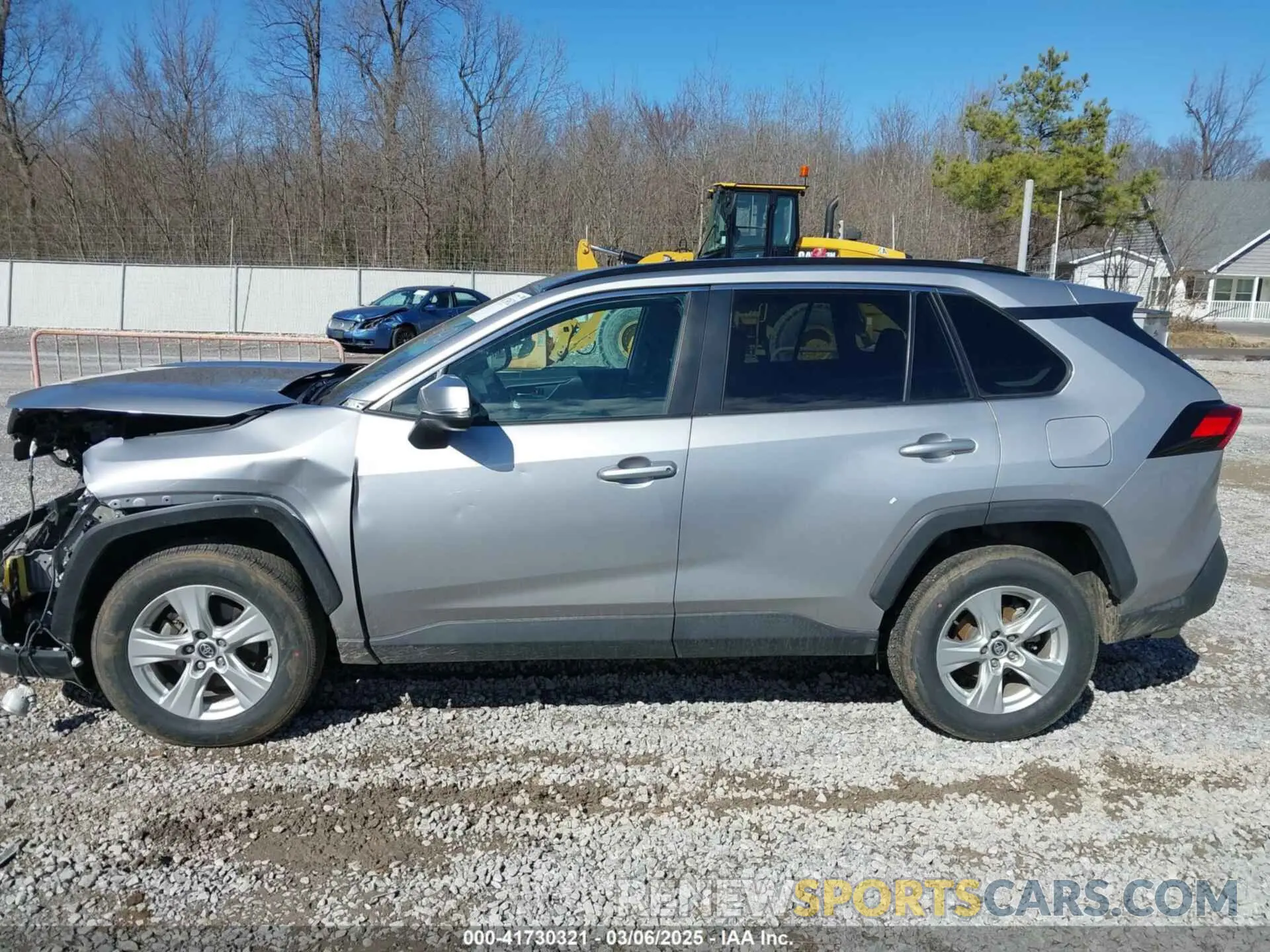 14 Photograph of a damaged car 2T3W1RFV2LC052620 TOYOTA RAV4 2020