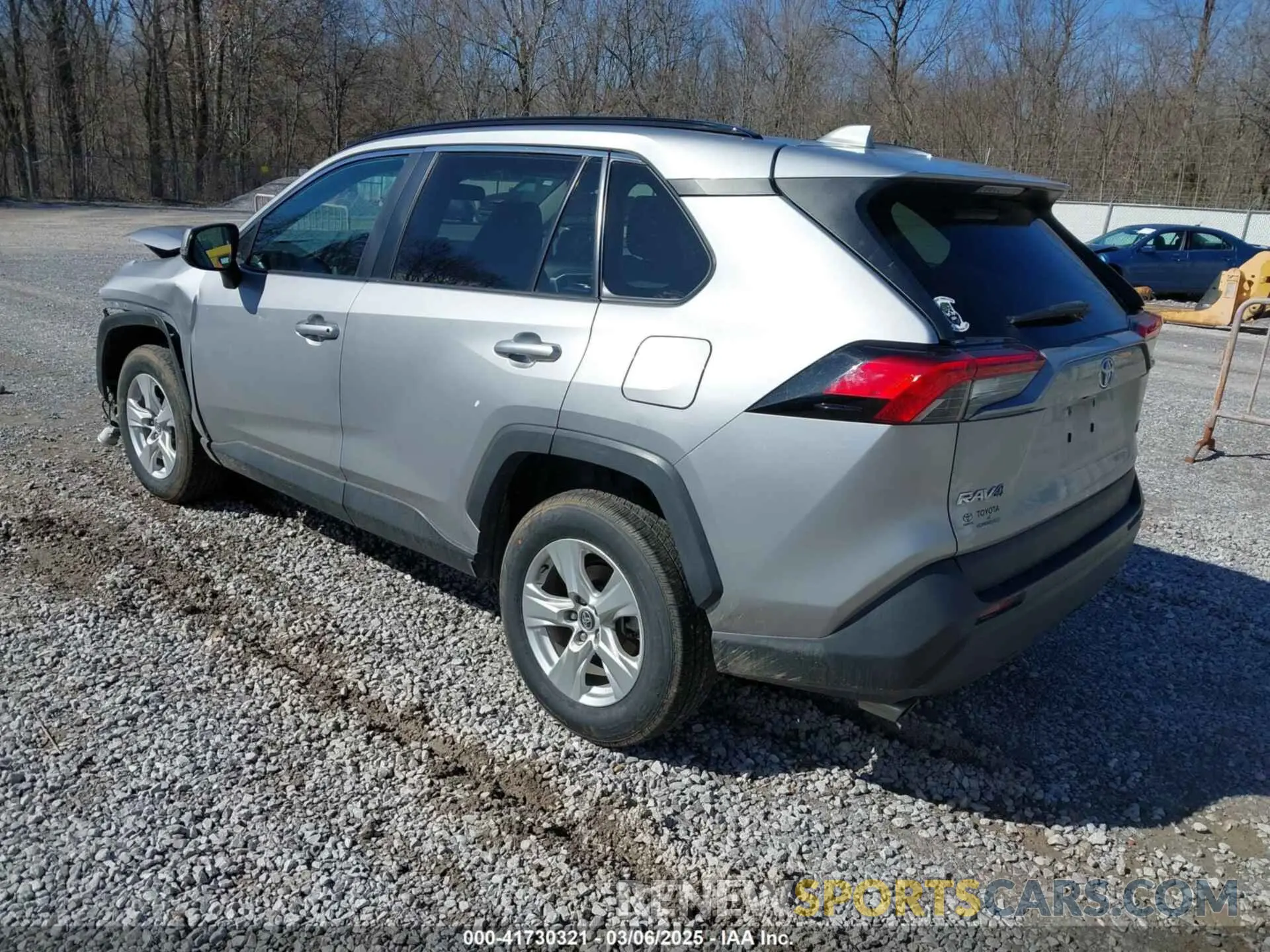 3 Photograph of a damaged car 2T3W1RFV2LC052620 TOYOTA RAV4 2020