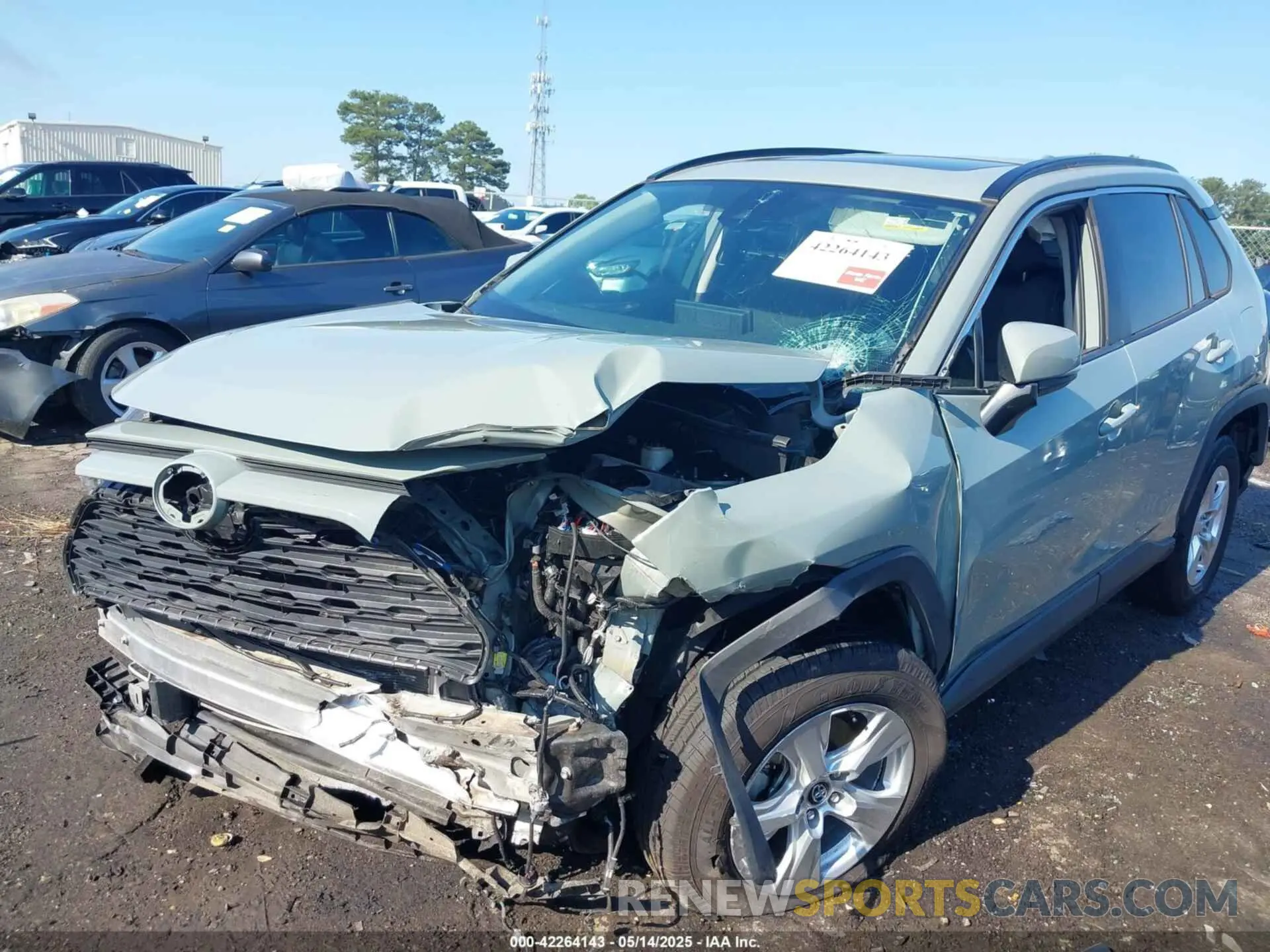 6 Photograph of a damaged car 2T3W1RFV2LC054707 TOYOTA RAV4 2020