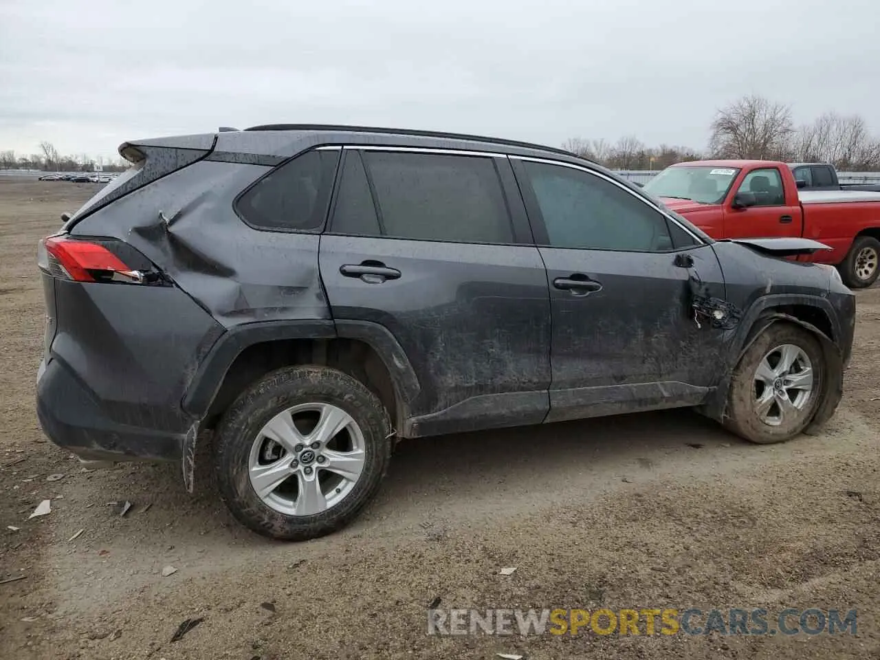 3 Photograph of a damaged car 2T3W1RFV2LC062080 TOYOTA RAV4 2020