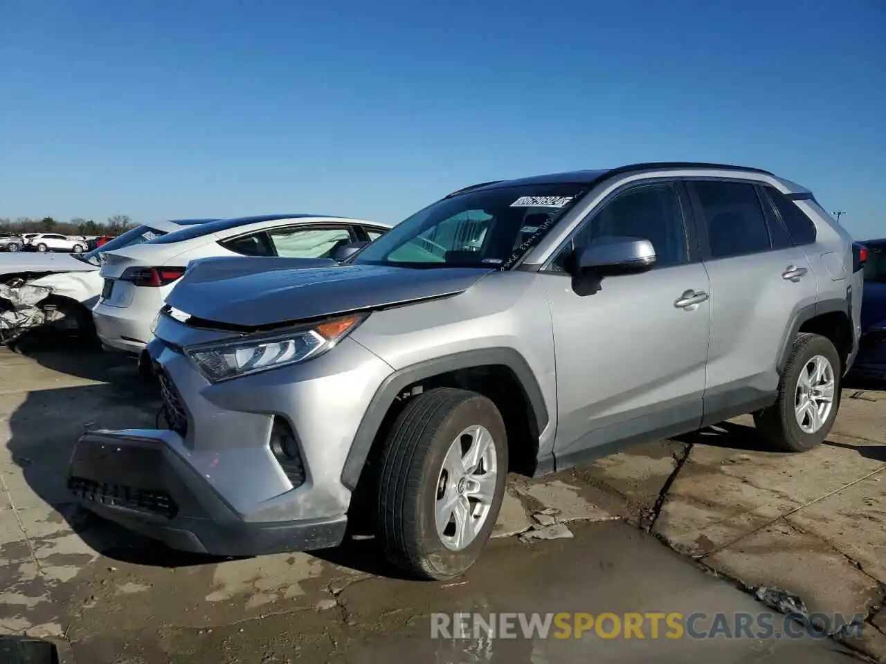 1 Photograph of a damaged car 2T3W1RFV2LC074228 TOYOTA RAV4 2020