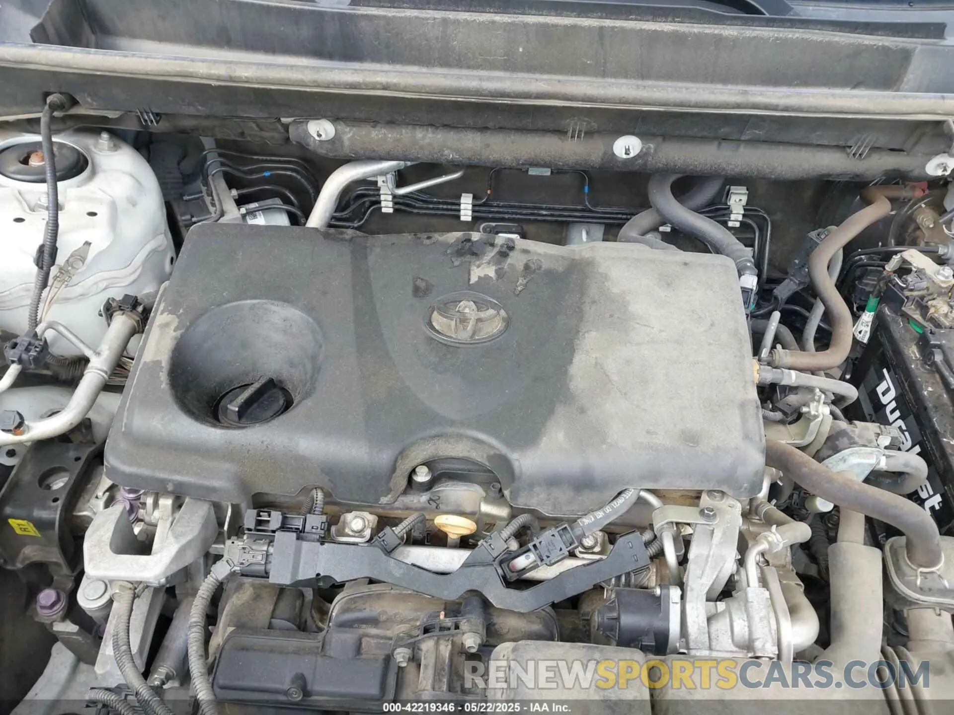10 Photograph of a damaged car 2T3W1RFV2LW068363 TOYOTA RAV4 2020