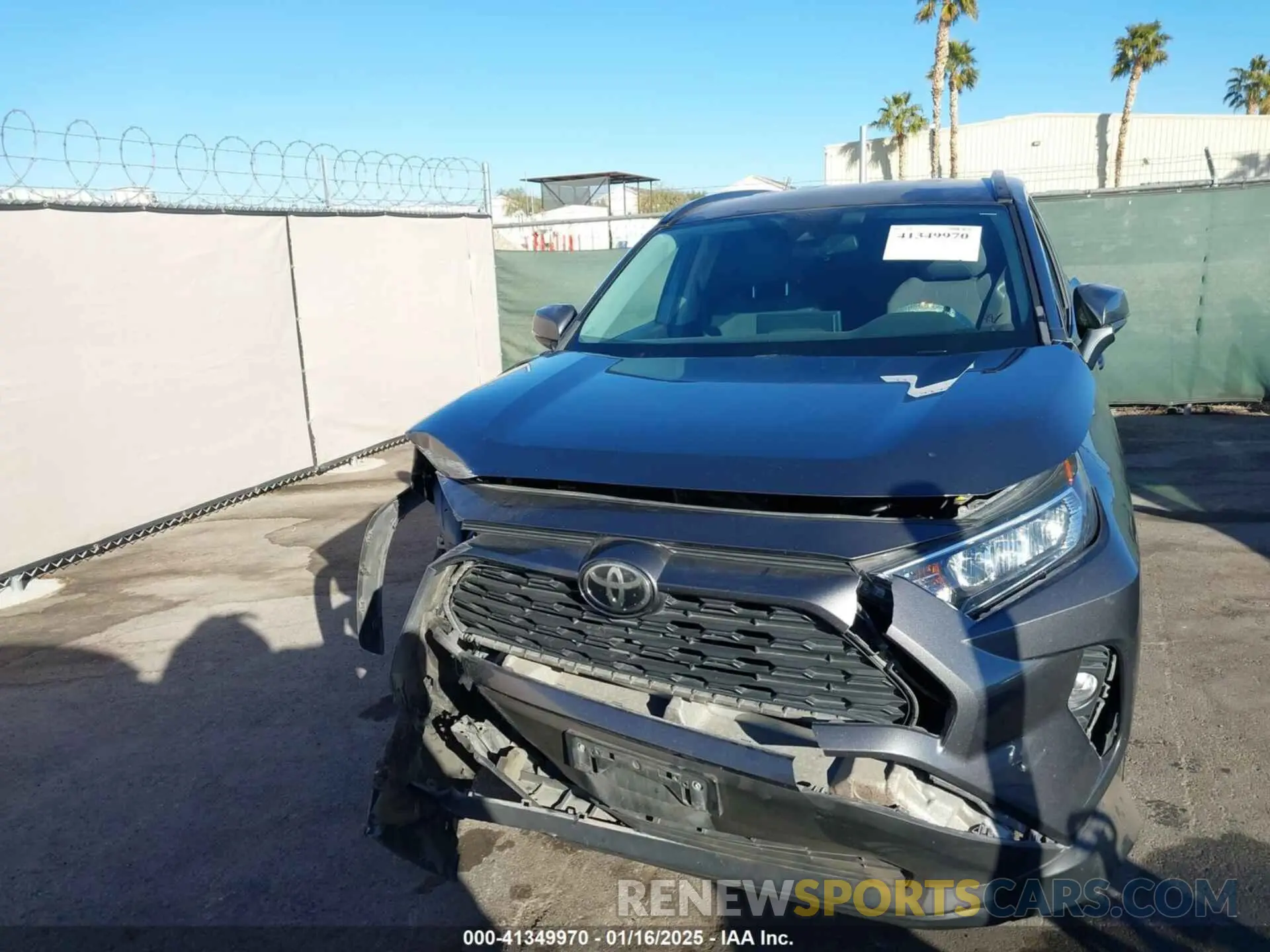 6 Photograph of a damaged car 2T3W1RFV2LW071618 TOYOTA RAV4 2020