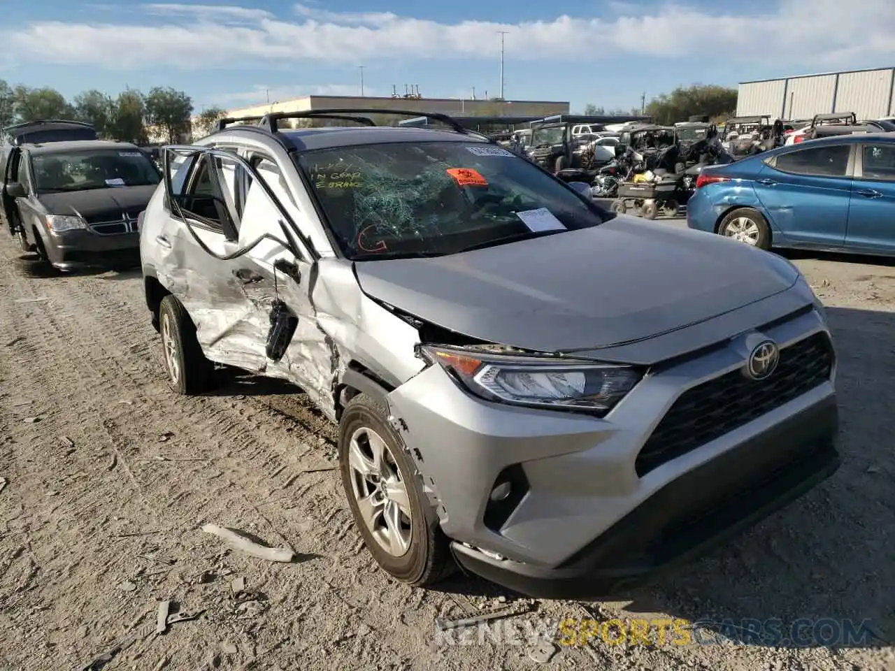 1 Photograph of a damaged car 2T3W1RFV2LW079038 TOYOTA RAV4 2020