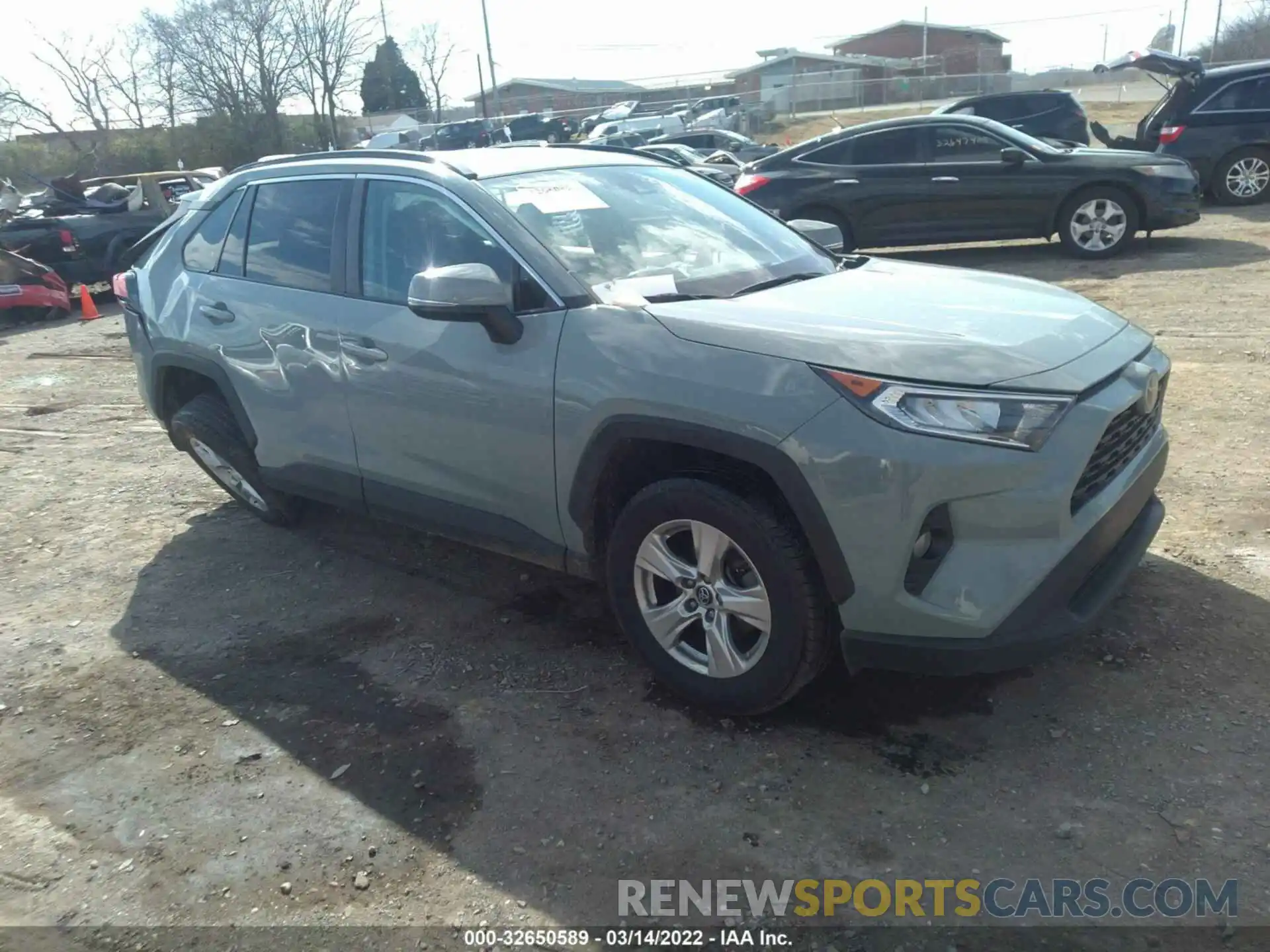 1 Photograph of a damaged car 2T3W1RFV3LC036152 TOYOTA RAV4 2020