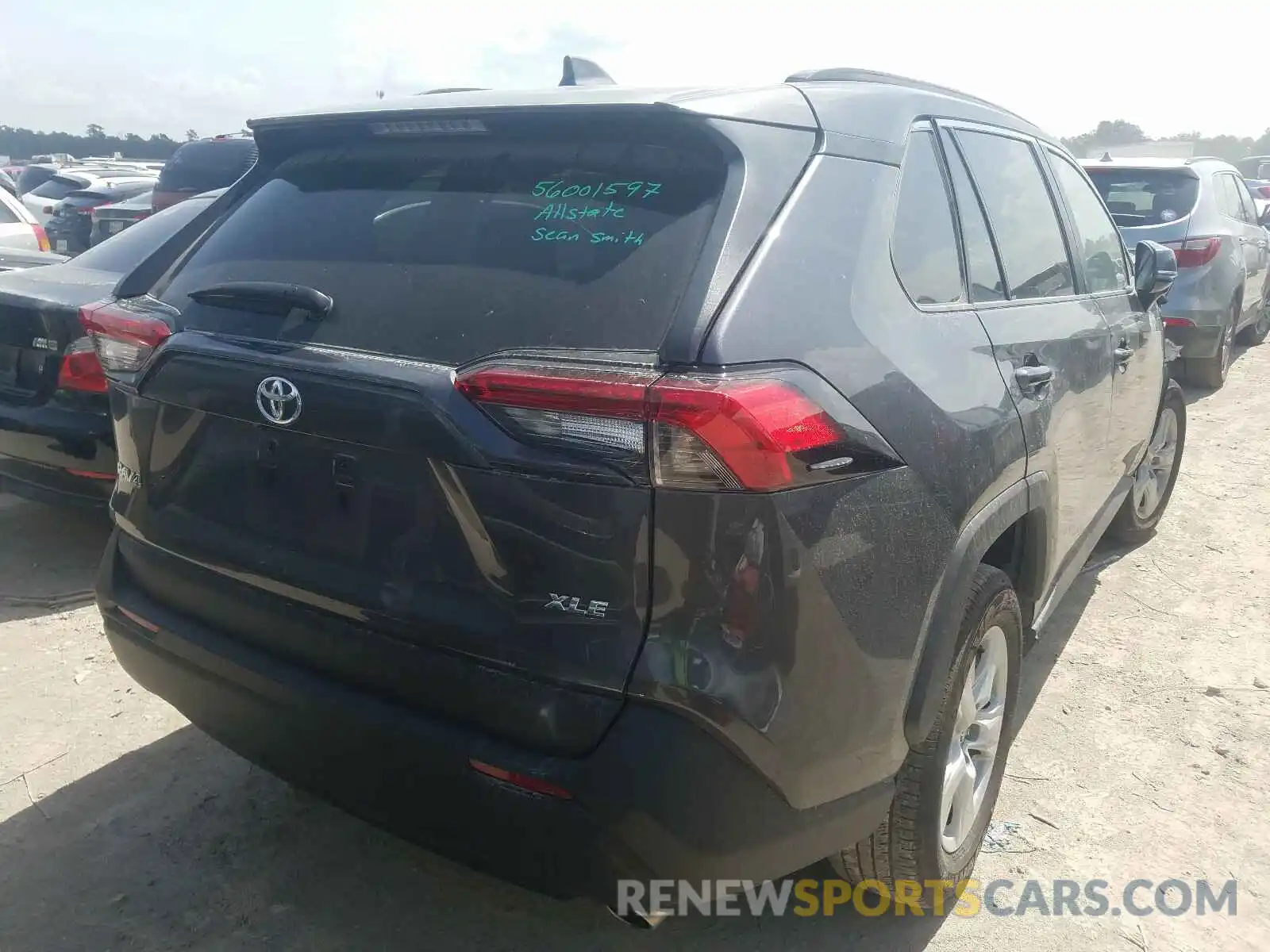 4 Photograph of a damaged car 2T3W1RFV3LC043716 TOYOTA RAV4 2020