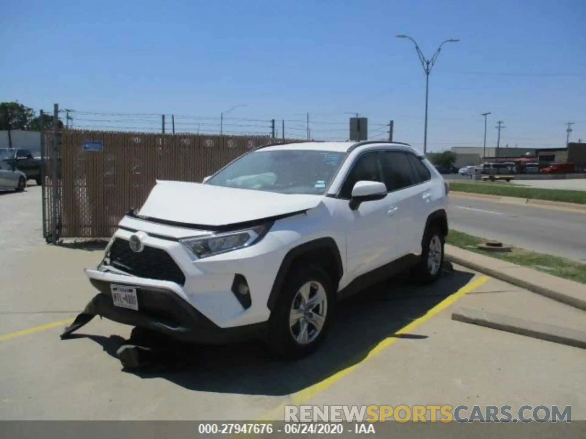 1 Photograph of a damaged car 2T3W1RFV3LC047264 TOYOTA RAV4 2020