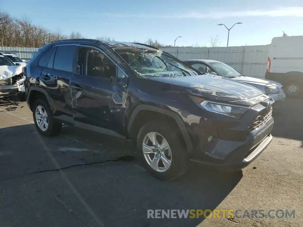 4 Photograph of a damaged car 2T3W1RFV3LC051153 TOYOTA RAV4 2020