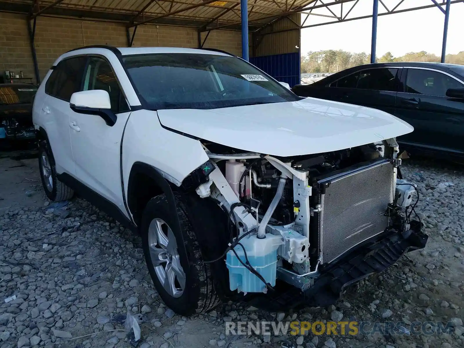 1 Photograph of a damaged car 2T3W1RFV3LC072455 TOYOTA RAV4 2020