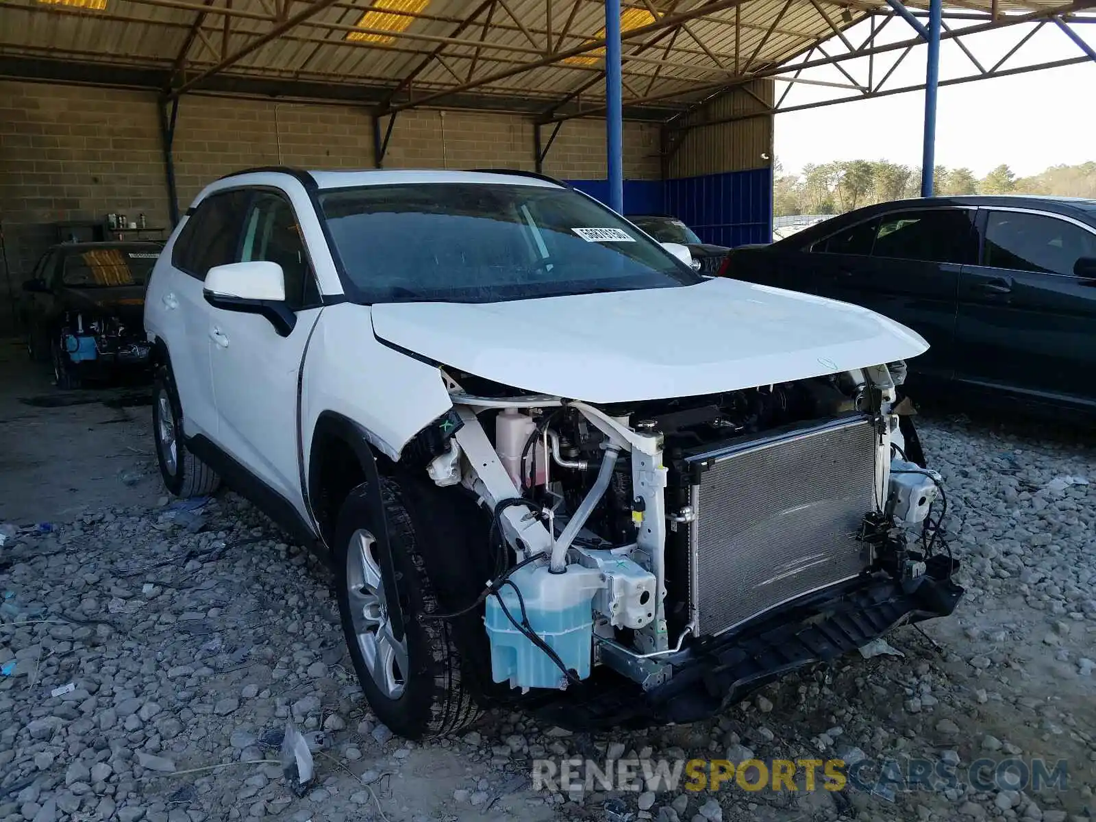 9 Photograph of a damaged car 2T3W1RFV3LC072455 TOYOTA RAV4 2020