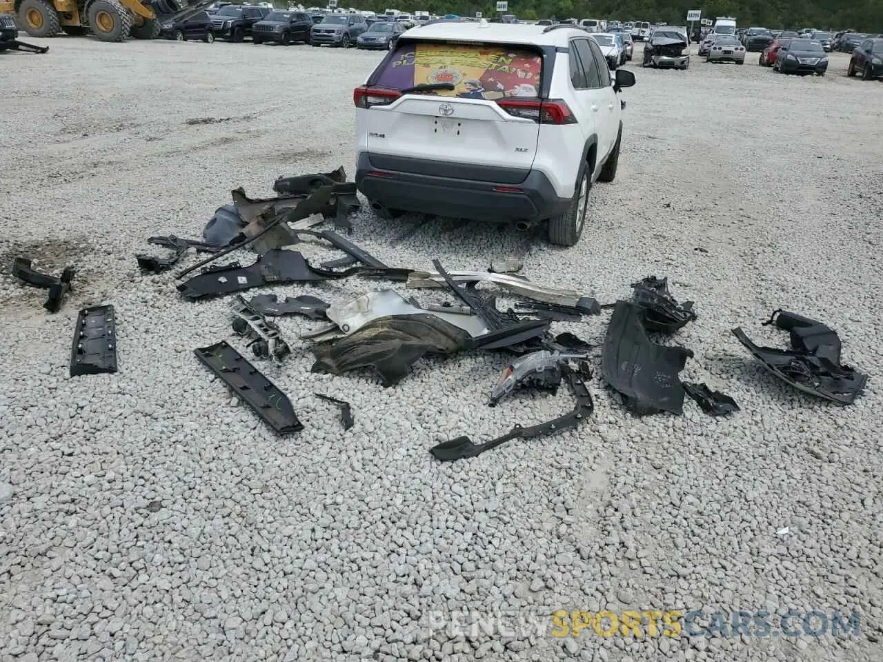 13 Photograph of a damaged car 2T3W1RFV3LC072469 TOYOTA RAV4 2020