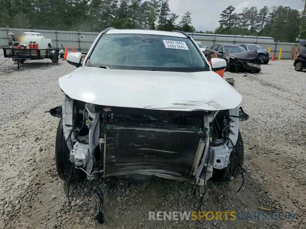 5 Photograph of a damaged car 2T3W1RFV3LC072469 TOYOTA RAV4 2020