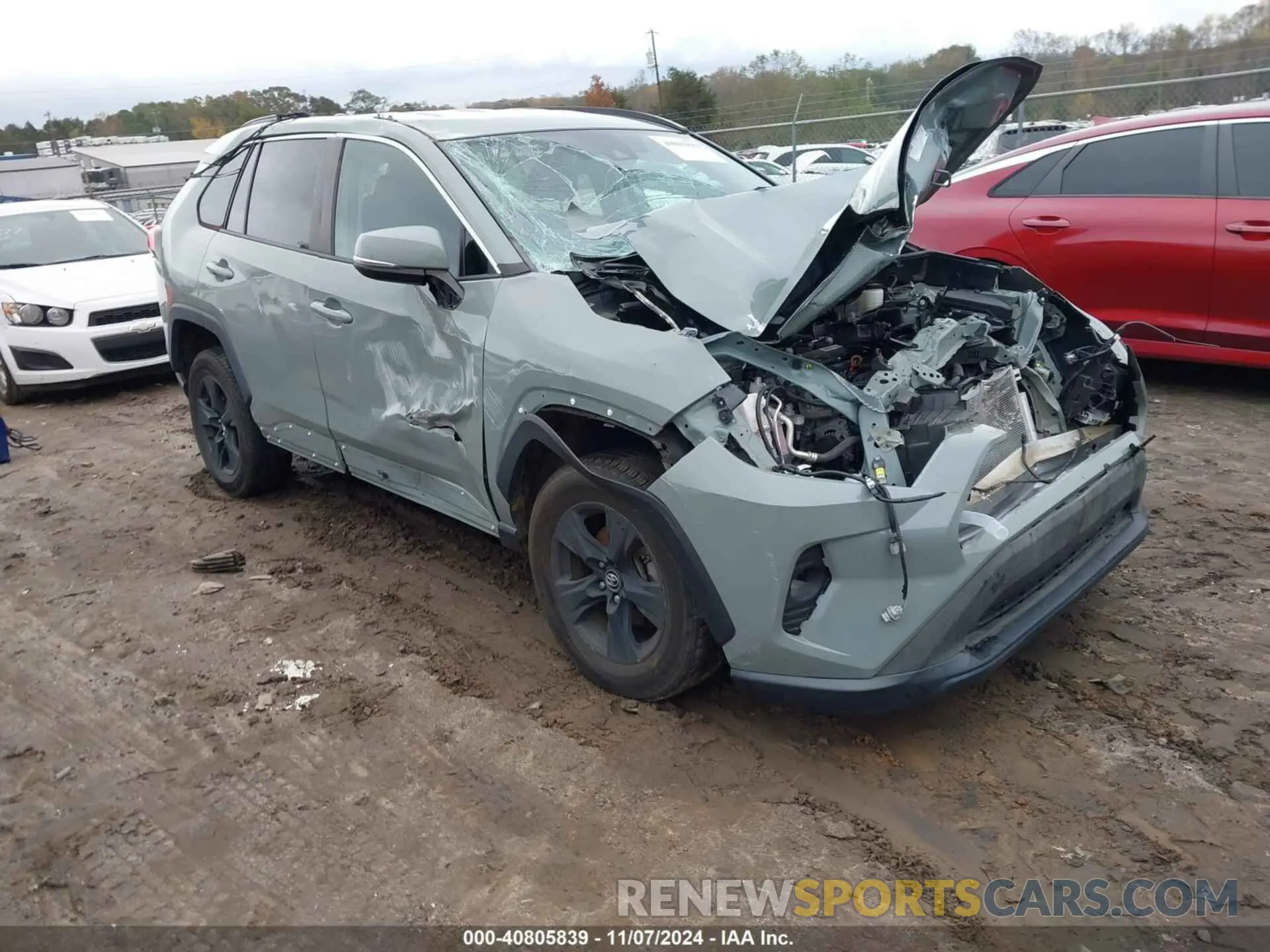 1 Photograph of a damaged car 2T3W1RFV3LW059719 TOYOTA RAV4 2020