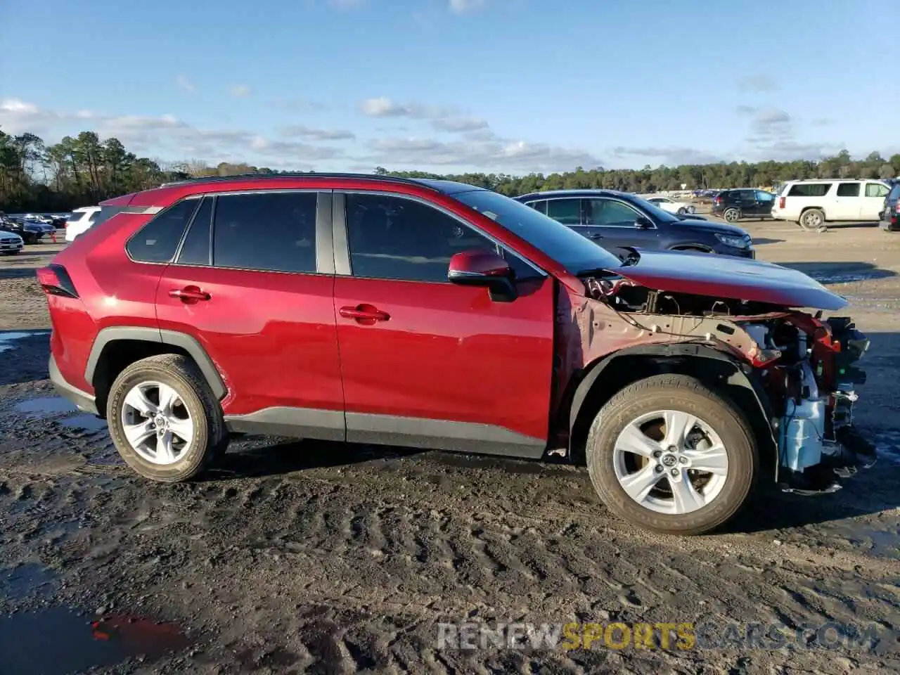 4 Photograph of a damaged car 2T3W1RFV3LW076987 TOYOTA RAV4 2020