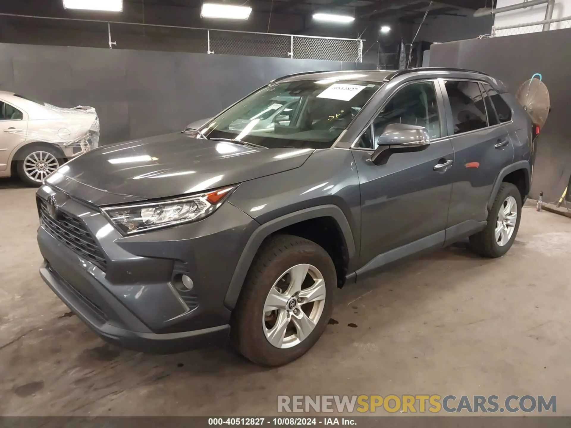 2 Photograph of a damaged car 2T3W1RFV3LW091067 TOYOTA RAV4 2020