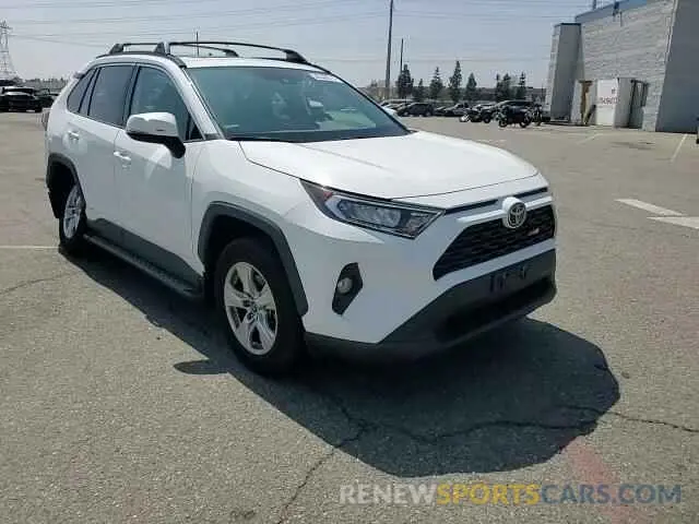 14 Photograph of a damaged car 2T3W1RFV3LW096267 TOYOTA RAV4 2020