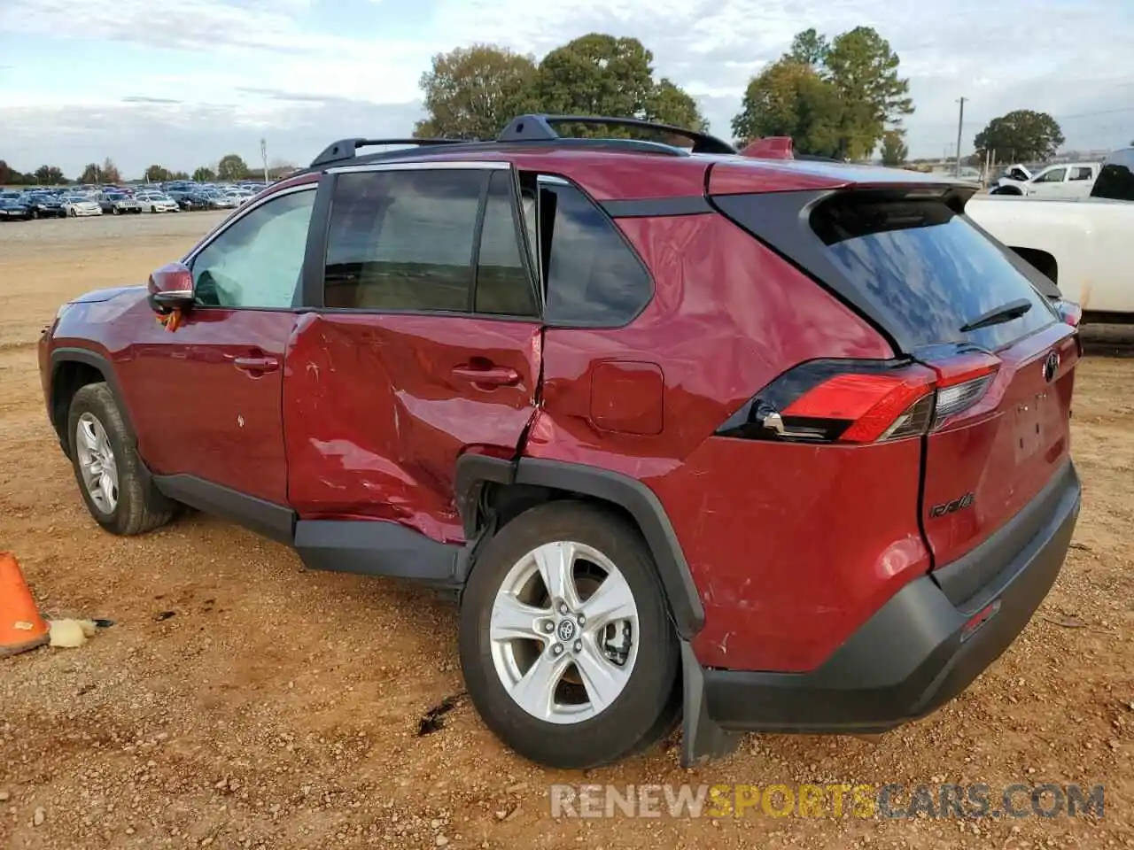 3 Photograph of a damaged car 2T3W1RFV3LW102018 TOYOTA RAV4 2020