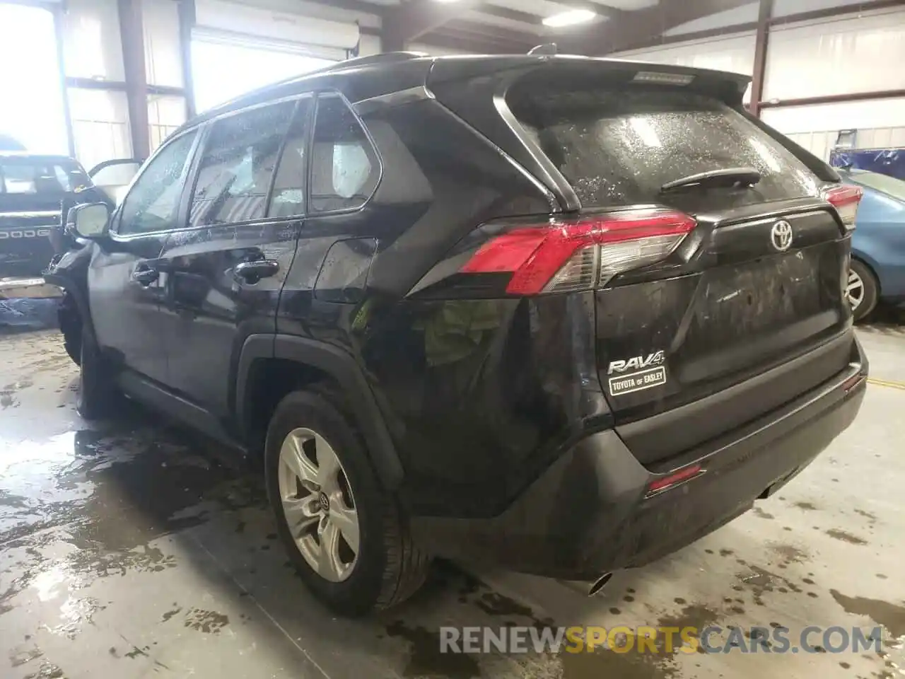 3 Photograph of a damaged car 2T3W1RFV4LC053185 TOYOTA RAV4 2020